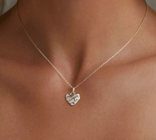 925 Sterling Silver Shimmering Heart Necklace For Women Clear