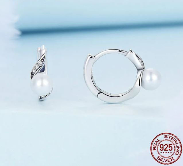 Hoop Earrings Twisted White Simulated Shell Pearl
