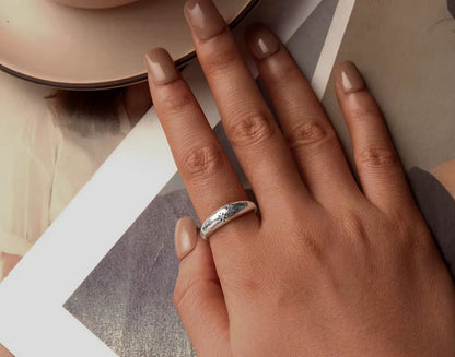 chunky ring minimalist star design